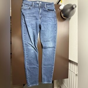 Old Navy Rockstar Super Skinny HighRise Built-In Warm